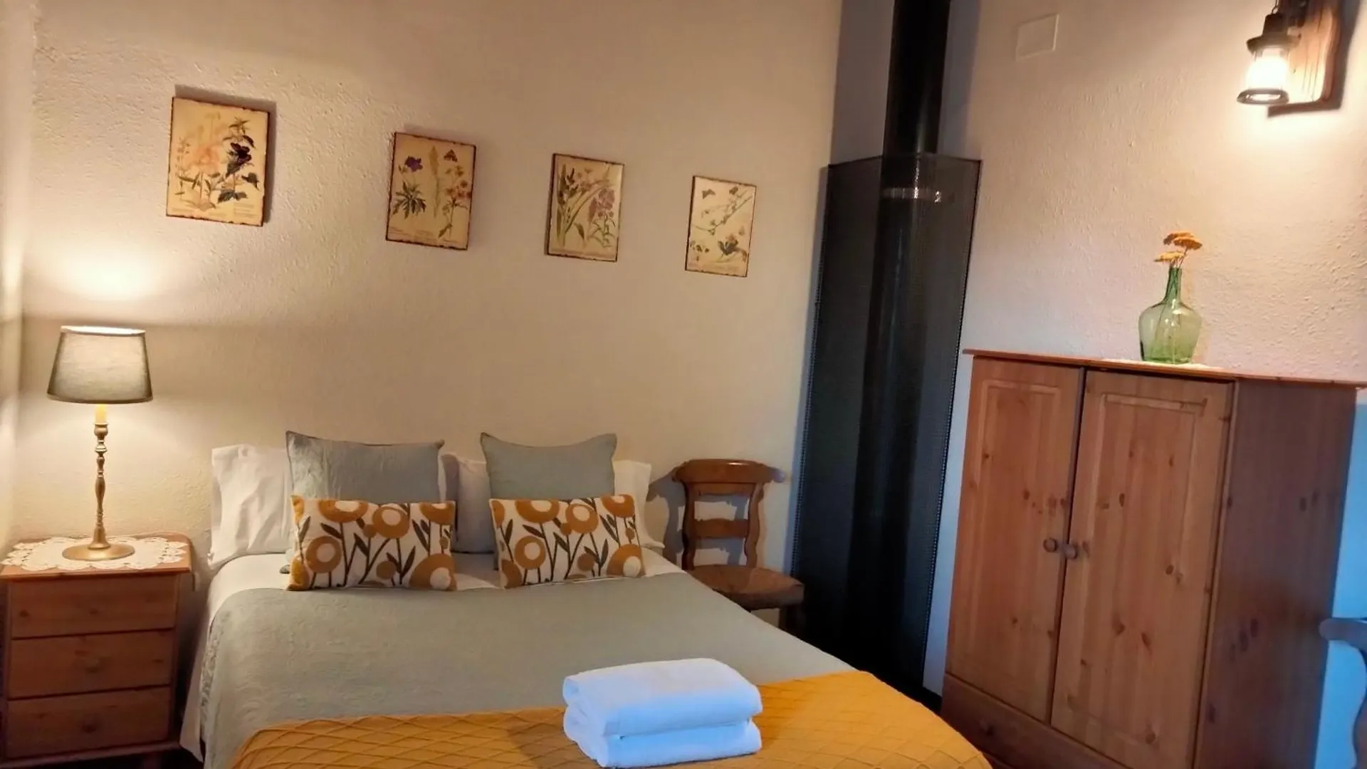 Holiday home El Forn Rural Villa Montmajor